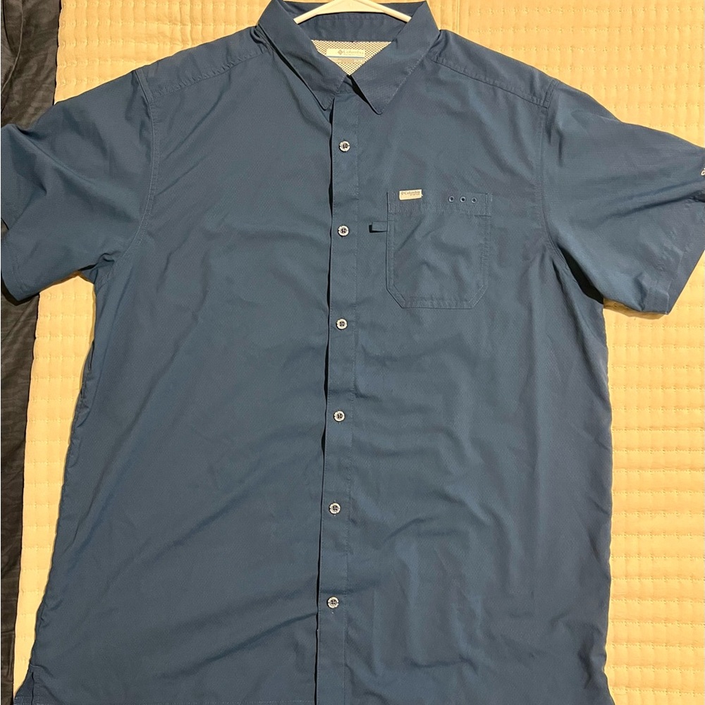 Men’s Columbia PFG shirt